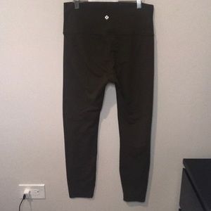 Lululemon 7/8 Wunder Under Leggings